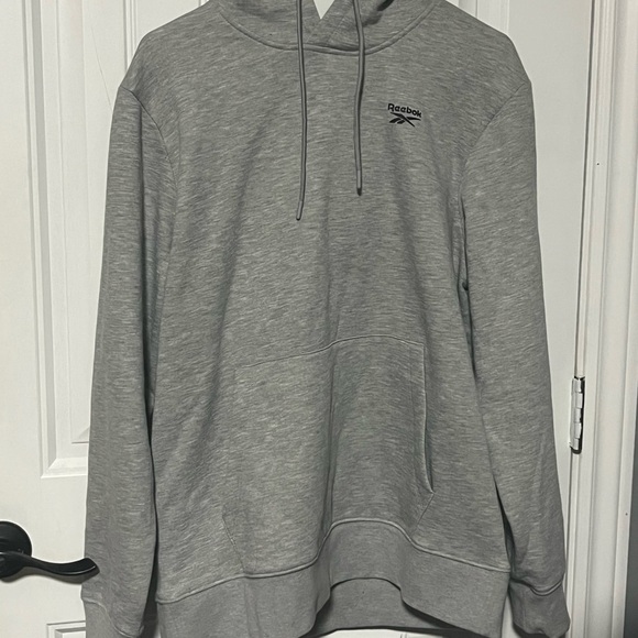 Grey Reebok hoodie size men’s medium - Picture 2 of 3